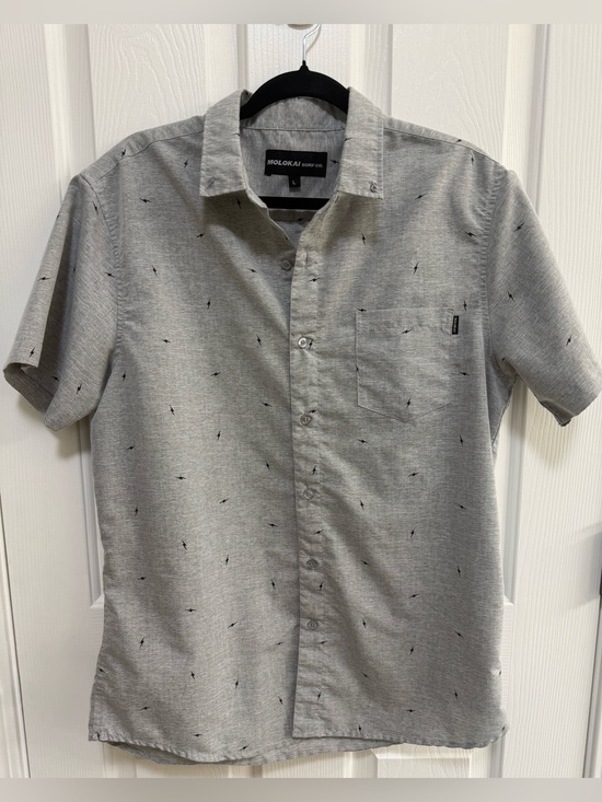 Molokai Surf Co Other - Molokai Surf Co. Short-Sleeve Gray Button-Up Shirt with Lightening Bolt Design